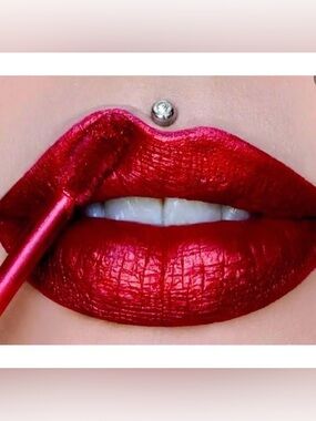Jeffree Star Mystery Shade (Red) Velour Liquid Lipstick